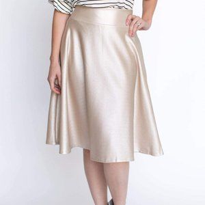 Agnes & Dora™ Midi Skirt Champagne